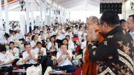 Chatra Borobudur akan Dipasang, Umat Buddha: Terima Kasih, Pak Menteri!