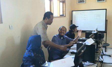 BLK Rembang Beri Pelatihan Komputer bagi Penyandang Disabilitas