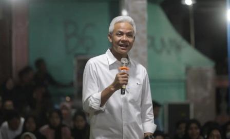 Ganjar Pranowo Siap Terapkan Program Baznas Jateng ke Nasional