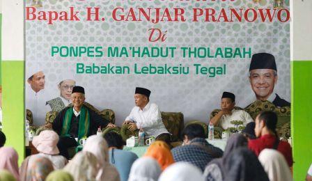 Kunjungi Ponpes Tegal, Ganjar Komitmen Jalankan UU Pesantren