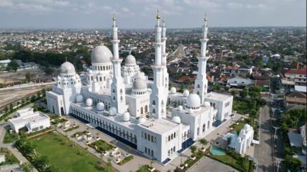 Masjid Raya Sheikh Zayed Solo, Simbol Persahabatan dan Toleransi Lintas Budaya