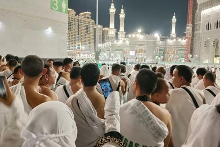 Arab Saudi Umumkan Sanksi Bagi Jemaah Haji Tidak Berizin