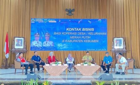 Acara Kontak Bisnis Koperasi dan Mitra Usaha yang digelar Dinas Perindustrian Perdagangan Koperasi Usaha Kecil dan Menengah (Disperindag UMKM) Kabupaten Kebumen, Selasa (8/7/2025), di Gedung Setda Kebumen.
