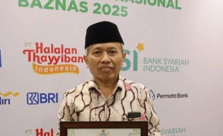 Jadi Kampus Mitra Terbaik, UIN Walisongo Terima Baznas Award 2025