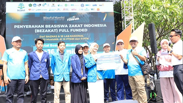 153 Mahasiswa Terima Beasiswa Zakat Indonesia Senilai Rp 16,8 Miliar
