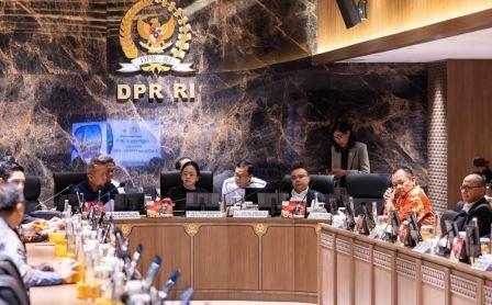 DPR Sepakat Hentikan Tunjangan Perumahan dan Moratorium Kunker