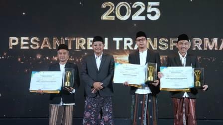 Apresiasi Dedikasi Pesantren, Kemenag Gelar Pesantren Award 2025